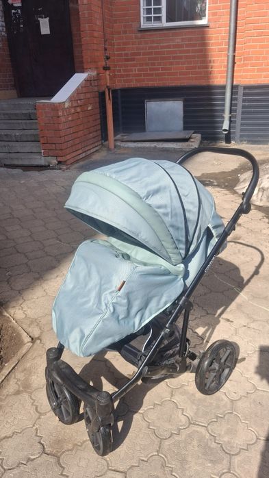 Коляска  2  в  1