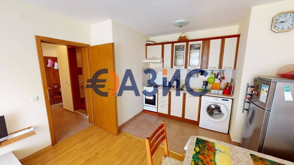 Продава се Двустаен апартамент в Свети Влас - 68 кв.м за 1015 €/кв.м - Снимка #3