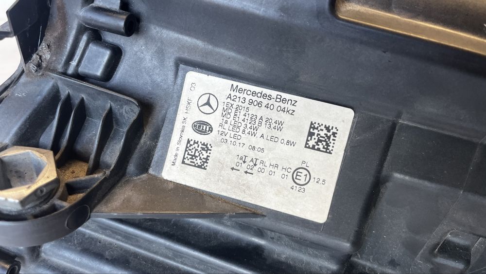 Mercedes E W213 десен