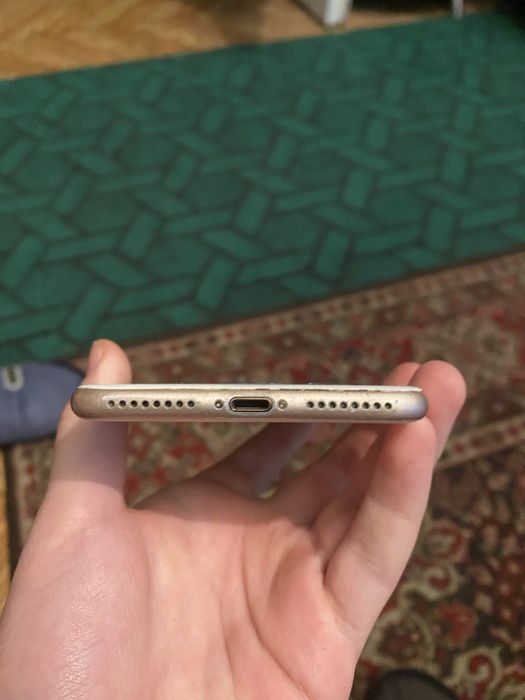 Обменяю Iphone 8 plus