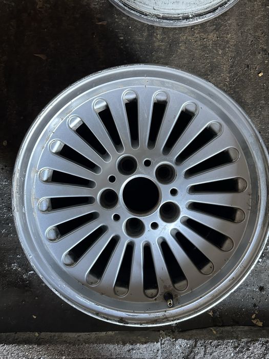 Диски 16 5х120 33 стиль бмв