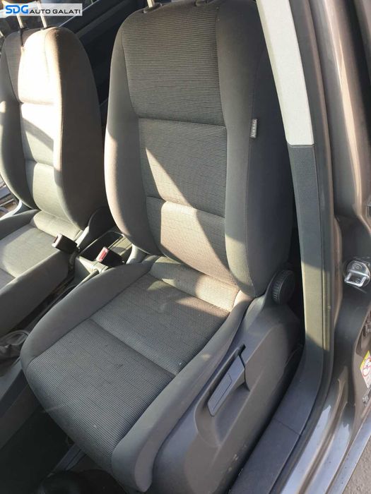 Scaun Textil Fara Incalzire Stanga Fata Volkswagen Touran 2003 - 2015 [C9157]