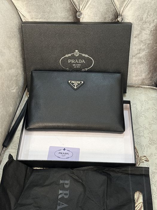 Мъжка маркова чанта PRADA kлъч