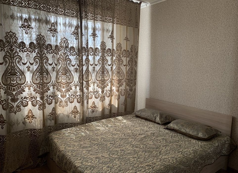 1-комнатная в центре.  Абая