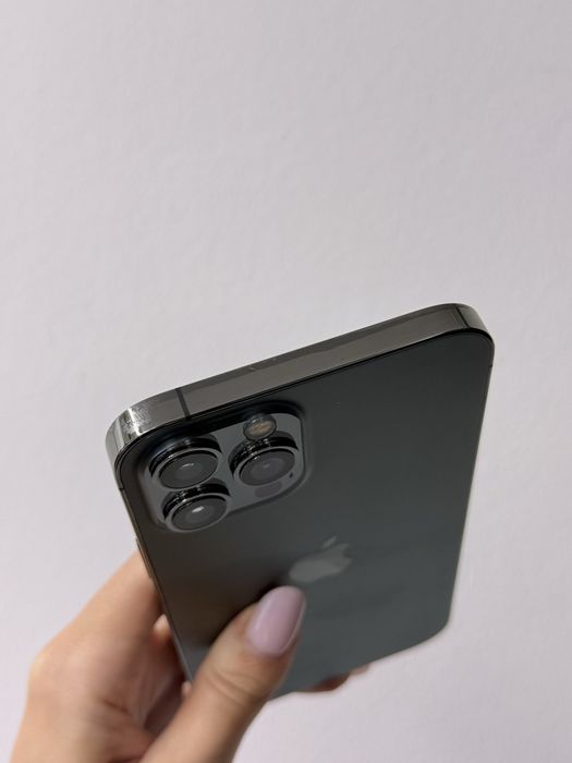 Apple iPhone 12 Pro Max 256Gb Black 8/10