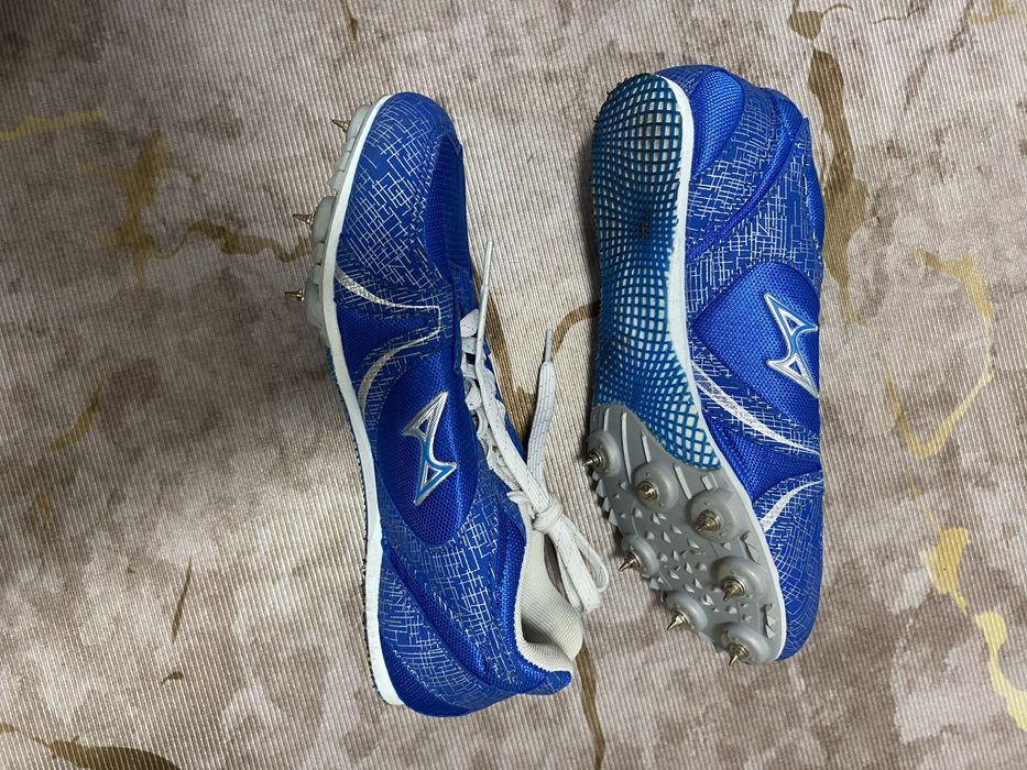 Продам шиповки