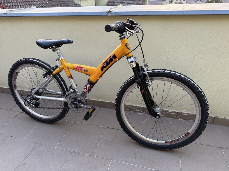Bicicletă KTM roți 24” pentru copii, folosită dar în stare bună