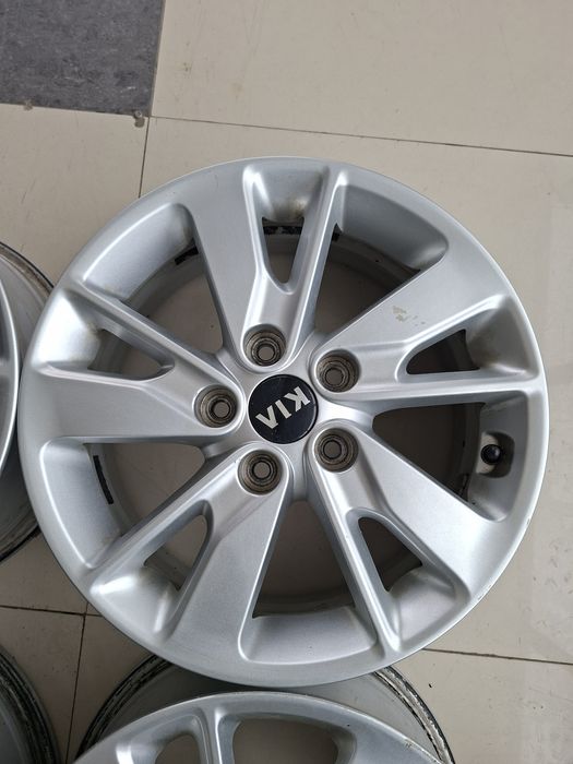 Продам диски. Р16. Оригенал.