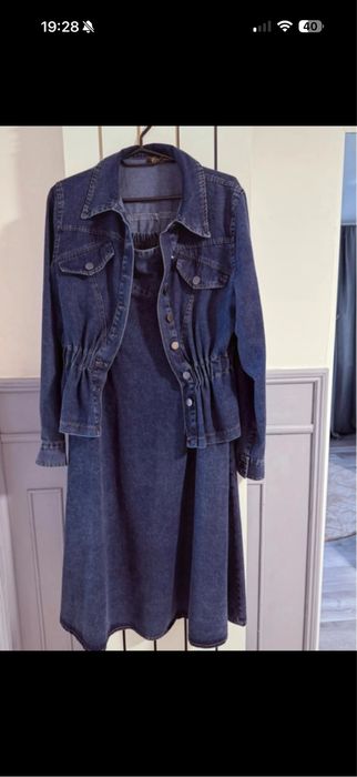 Costum din Denim