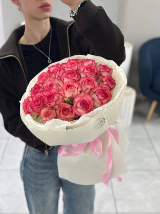 Цветы букеты розы доставка
