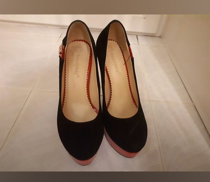 Туфли,удобные,красивые!