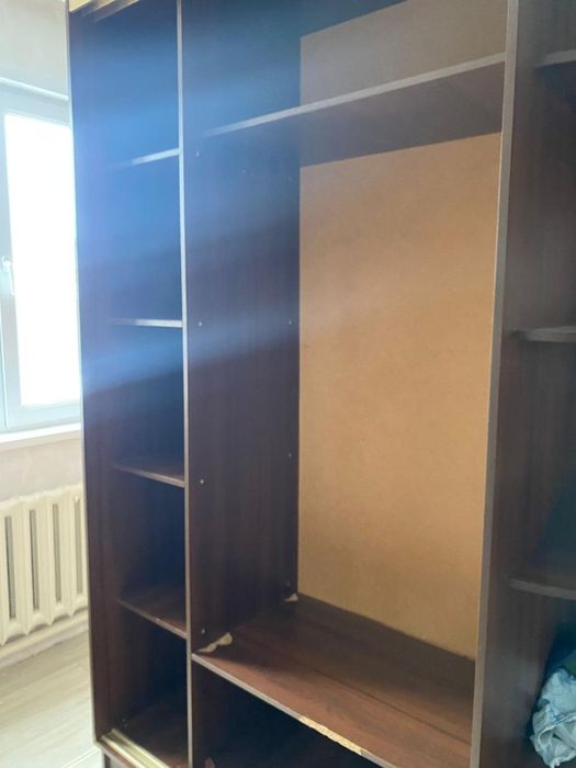 Диван и шкаф продам