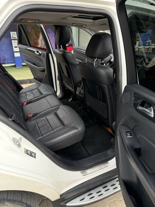 Mercedes Benz ML350