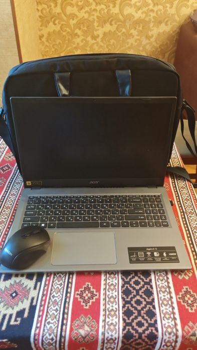 Продам ноутбук Aser Aspire 5 (500 gb)