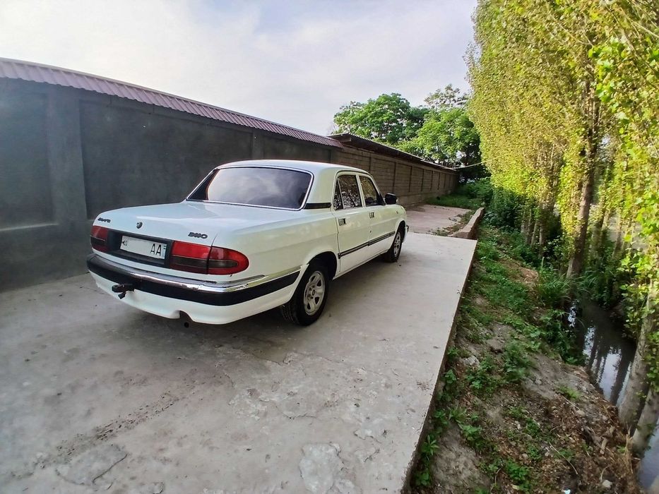 Volga 3110 sotiladi