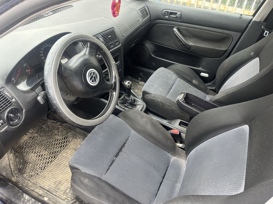 Piese golf 4 1,6 i 16 v cod azd