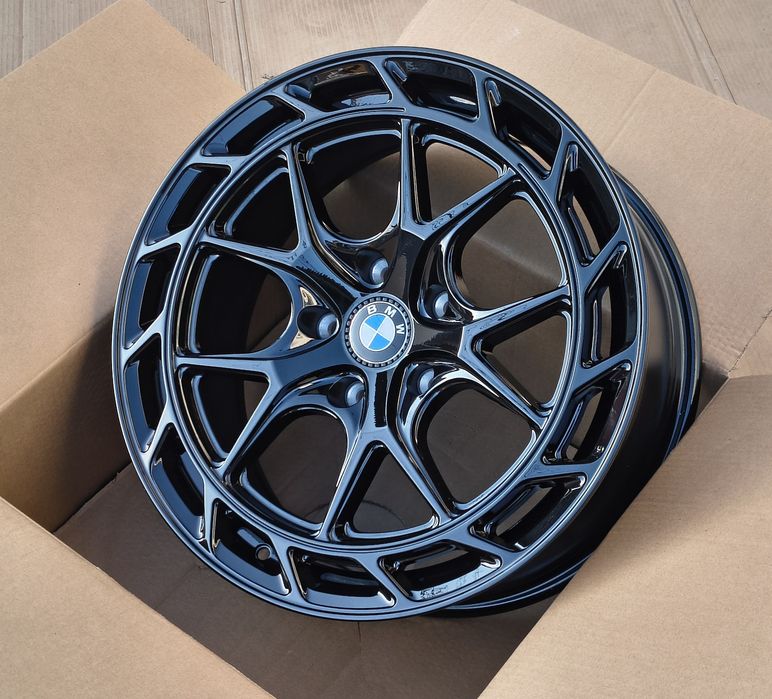 Jante 18 BMW seria 1, 2, 3, 4, 5, 6 7 sau X1 X2 X3 X4 X5 Z8
Jante Noi cu Factura și Garantie
Magazin authauss.ro