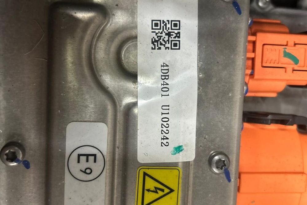 MOTOR ELECTRIC DACIA SPRING - COD : 4DB401