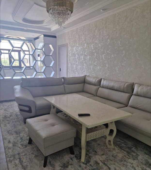 Yakkasaroy Oybek metrosi yaqinida maklersiz kvartira ijaraga beriladiY