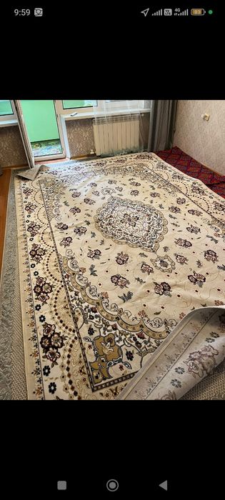 Продам ковер в отличном состоянии