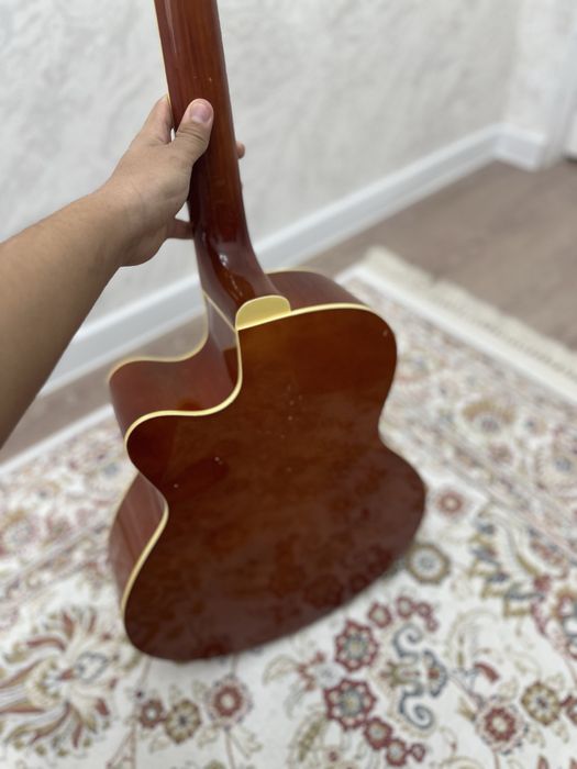 гитара акустикаа