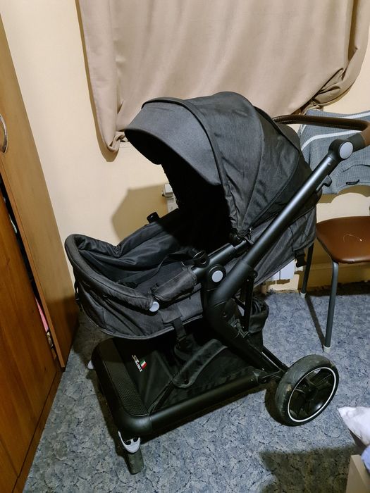 Продам Skillmax детскую коляску