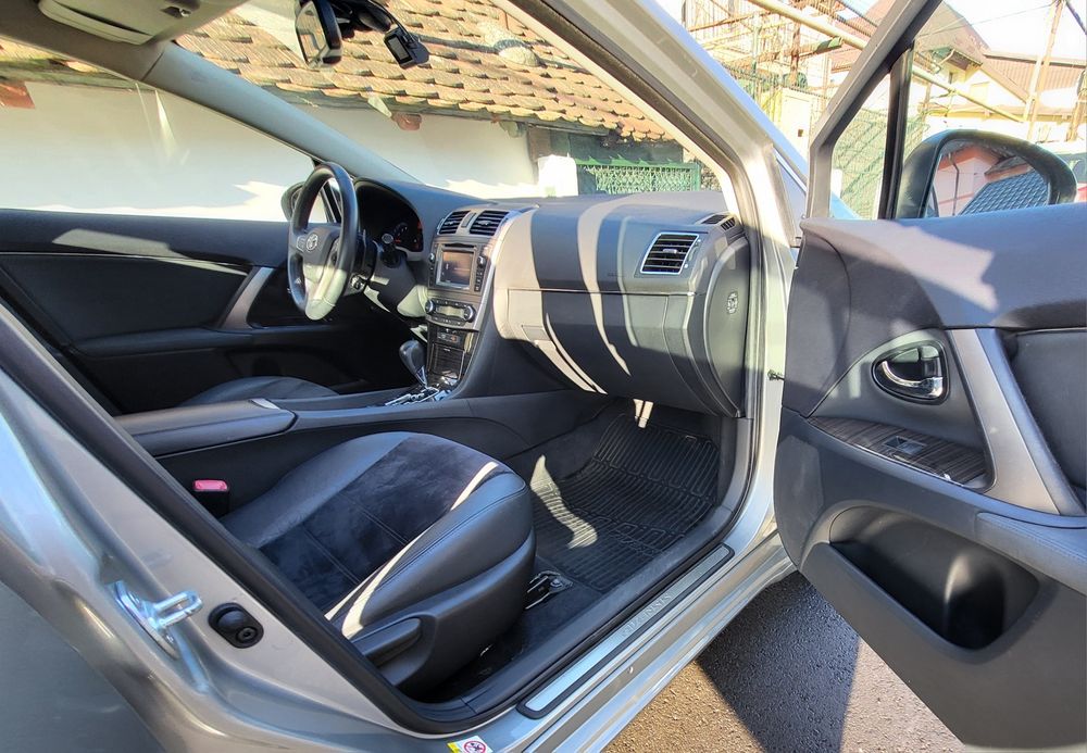 Toyota Avensis * Automată CVT ***  1️⃣1️⃣.9️⃣9️⃣9️⃣ *** Carvertical
