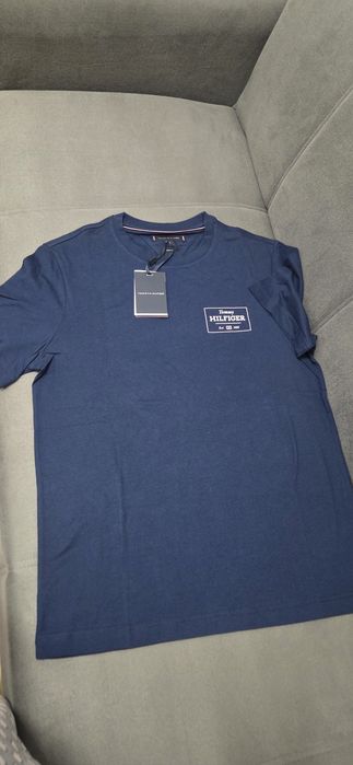 Tricou băieți Tommy Hilfiger original,marimea S,nou,cu eticheta