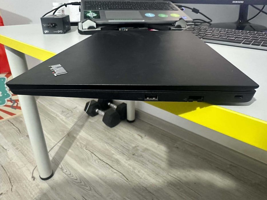 Laptop Lenovo ThinkPad E15 Gen 4 | Ryzen 7 | 16GB | 512GB SSD | Amprentă | Impecabil
