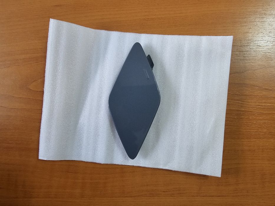 Capac ochi ( cârlig)  tractare bara fata XC60  2021 -