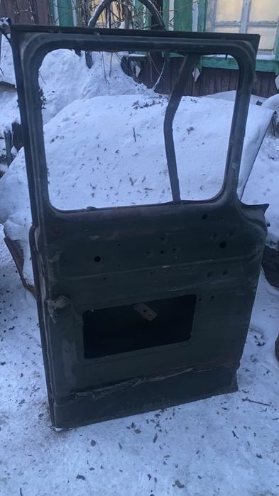 Двери голые зил 130