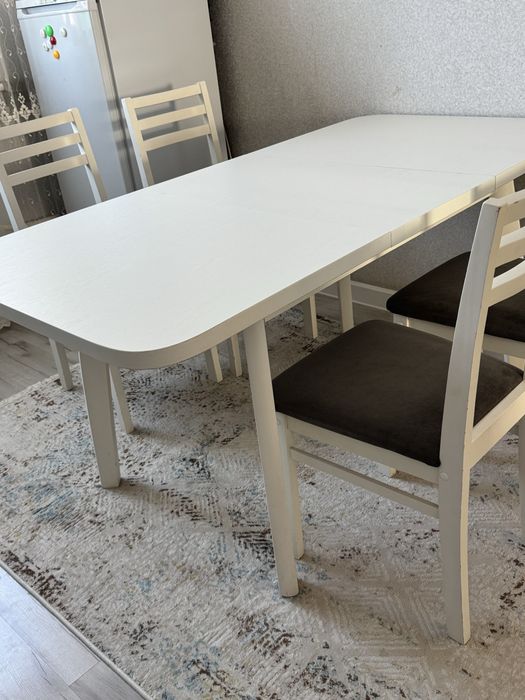 Продам стол со стульями