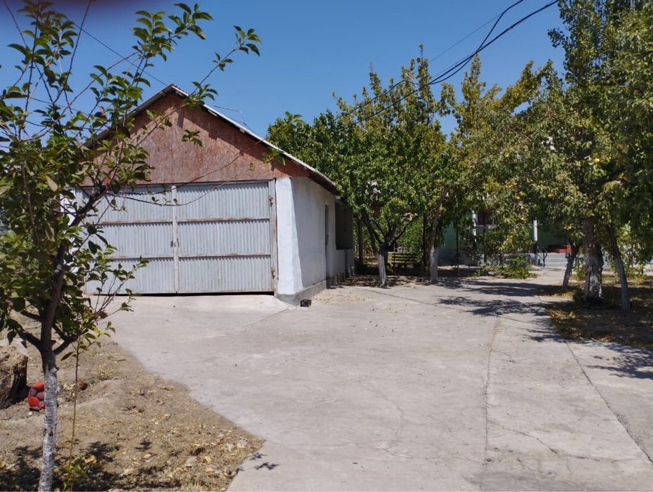 Үй сатылады. Шардара қаласында.