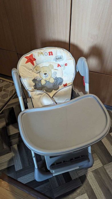 Детский стульчик для кормления в идеальном состоянии