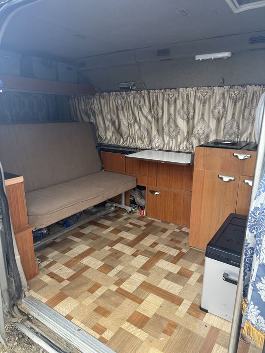 Vand ford tranzit camper