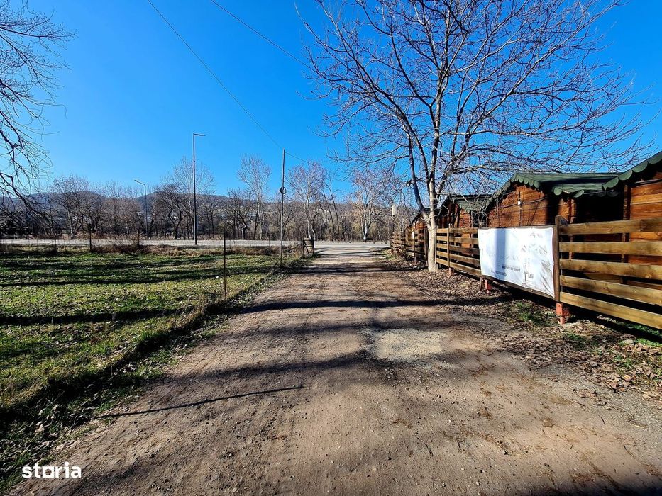 Teren intravilan - Strand Ostroveni