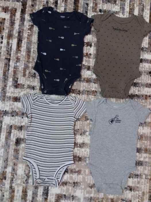 Кофта,ползунки,шапочка,бодики Турция