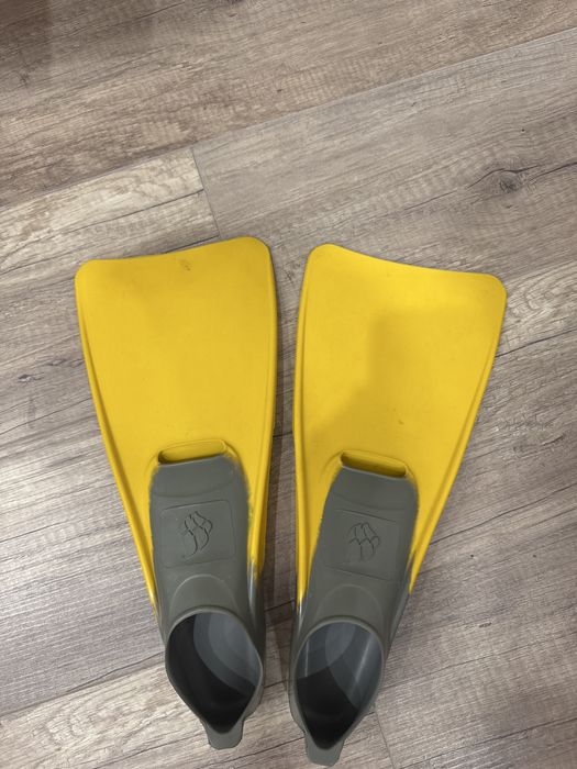 Продаю ласты в отличном состоянии!
