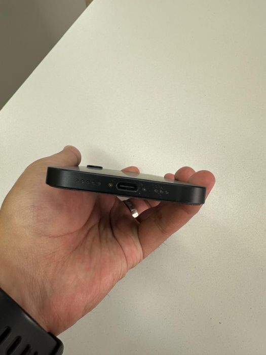 iPhone 17e 256 Gb в идеальном состоянии
