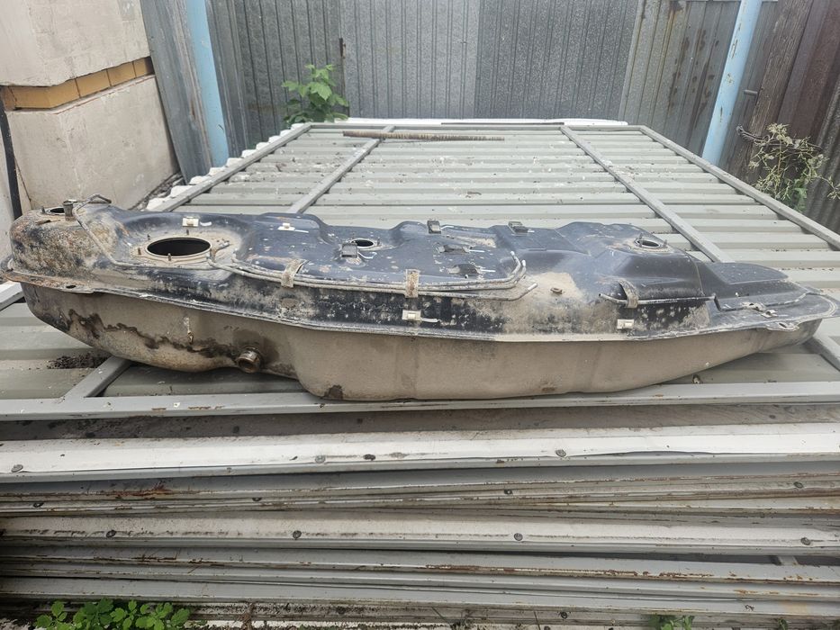 Бензобак Паджеро4 3.0