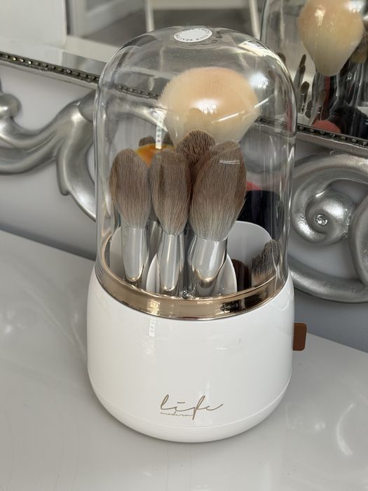 Органайзер для кистей