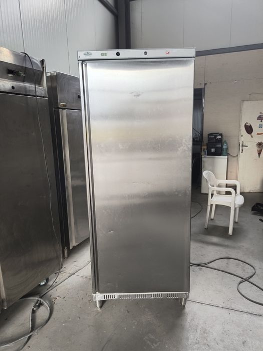 Средно- температурен хл. Шкаф -- 2023 година