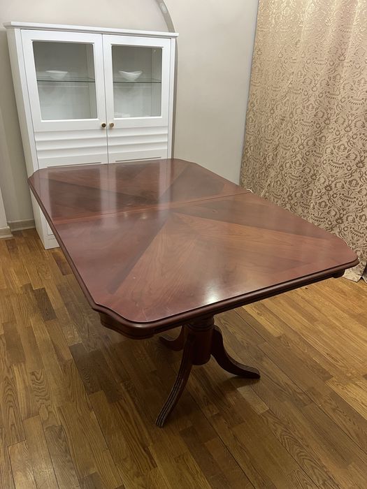 Обеденный стол, Малайзия