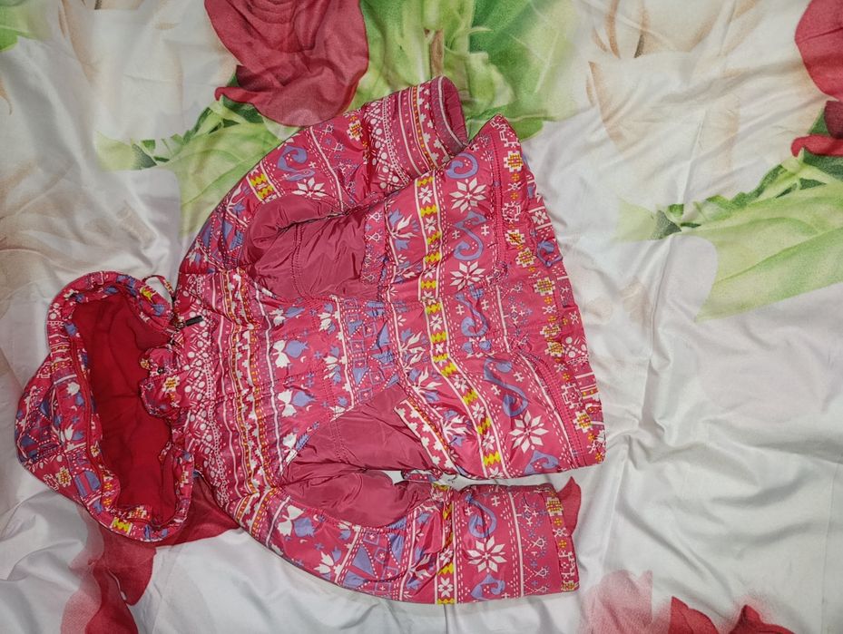 Детские куртки продам