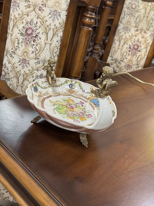 Fructiera din portelan craquelle si ornamente din bronz