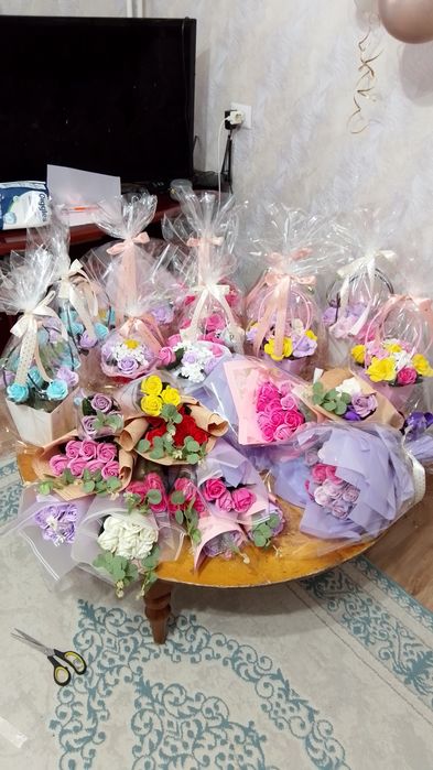 Букеты из мыльных роз