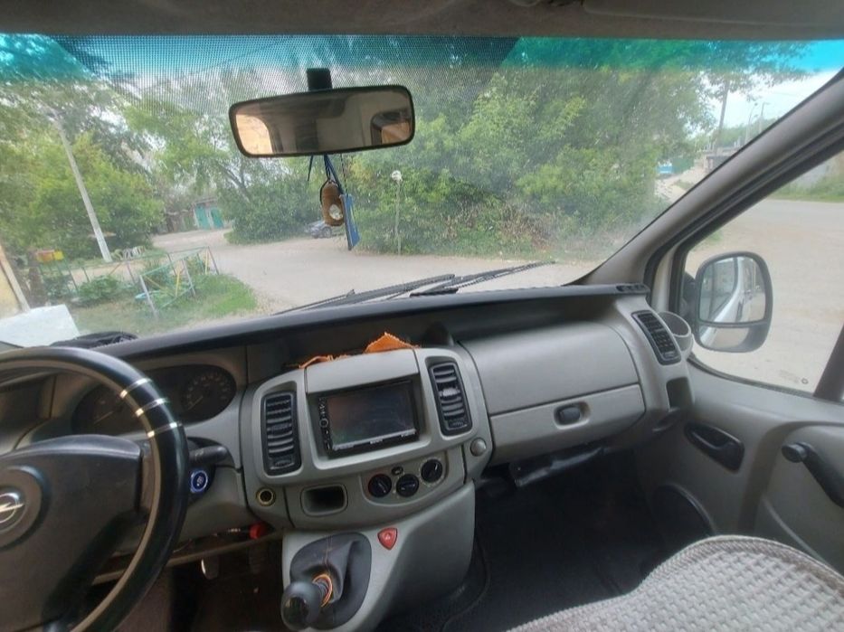 Продам грузовой бус