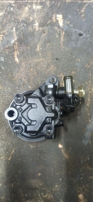 ГУР насос Ниссан