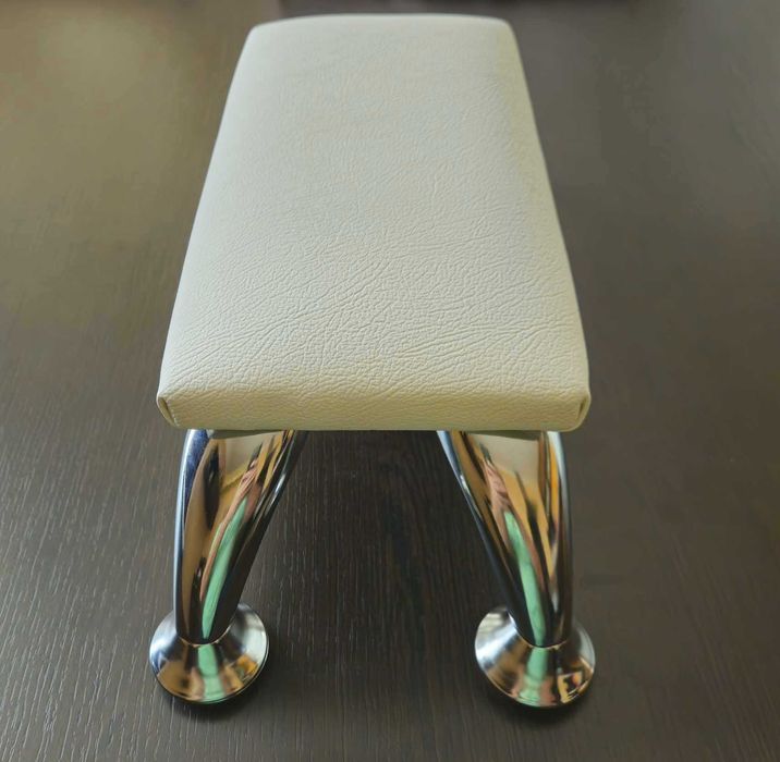 Поставка за маникюр