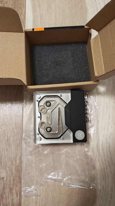 Воден блок за процесор LGA 1700/1851 , EK Quantum Velocity2